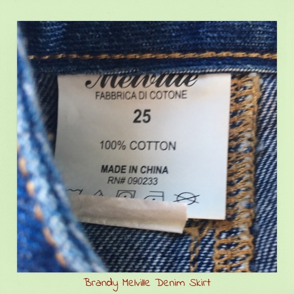 Brandy Melville Denim Skirt - Picture 4 of 4